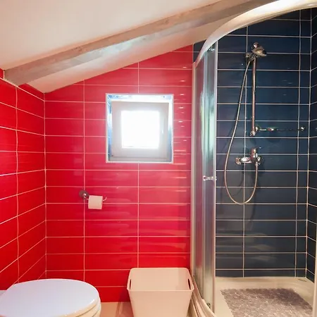 شقة Gala أوباتيا